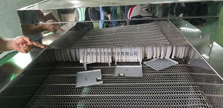 五金衝(chong) 壓件清洗幹燥