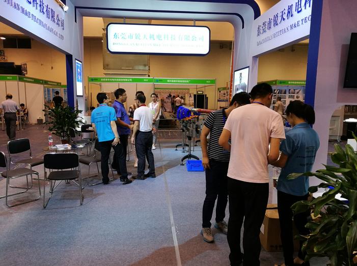 東(dong) 莞市銳天機電科技有限公司攜旗下品牌hth网页版在线登录入口（RAETTS）參加2017中國（北方）食品加工科技和（青島）製藥化工科技展覽會(hui) 