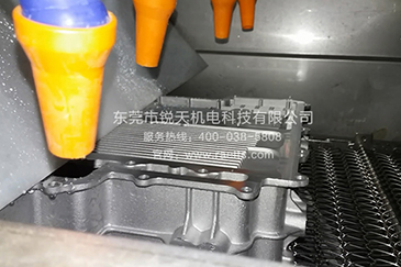 比亞迪缸體擺動吹幹專用風刀幹燥係統