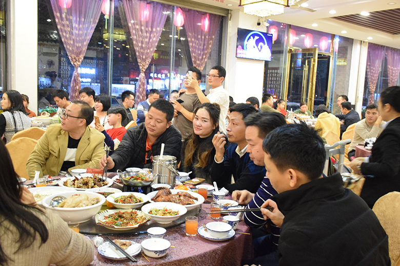 銳天2018新春年會(hui) 